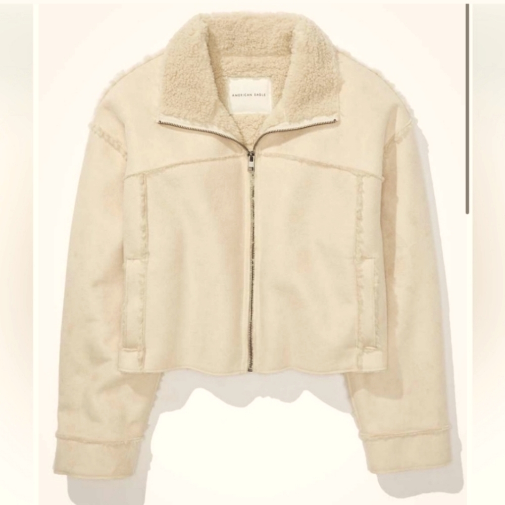 AE Cropped Shearling Jacket Sand
